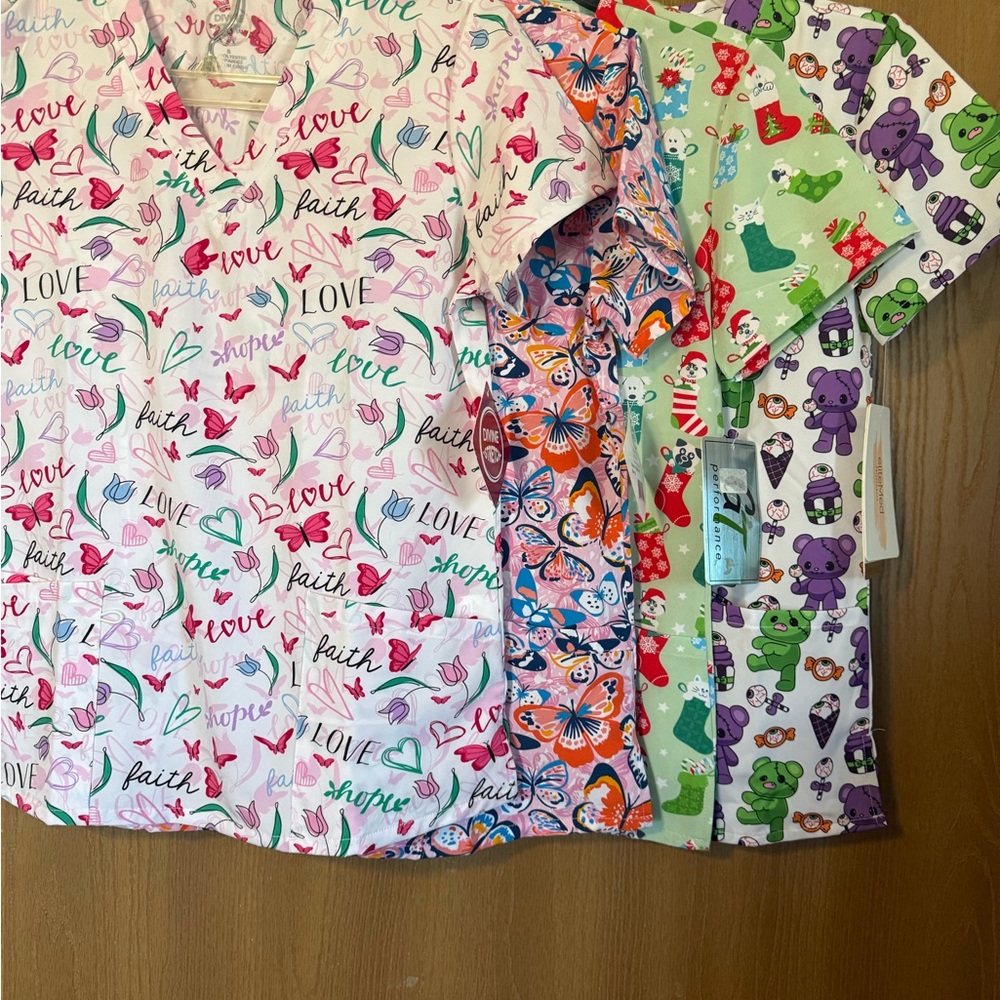 Colorful Women's Short Sleeve Graphic Scrubs.